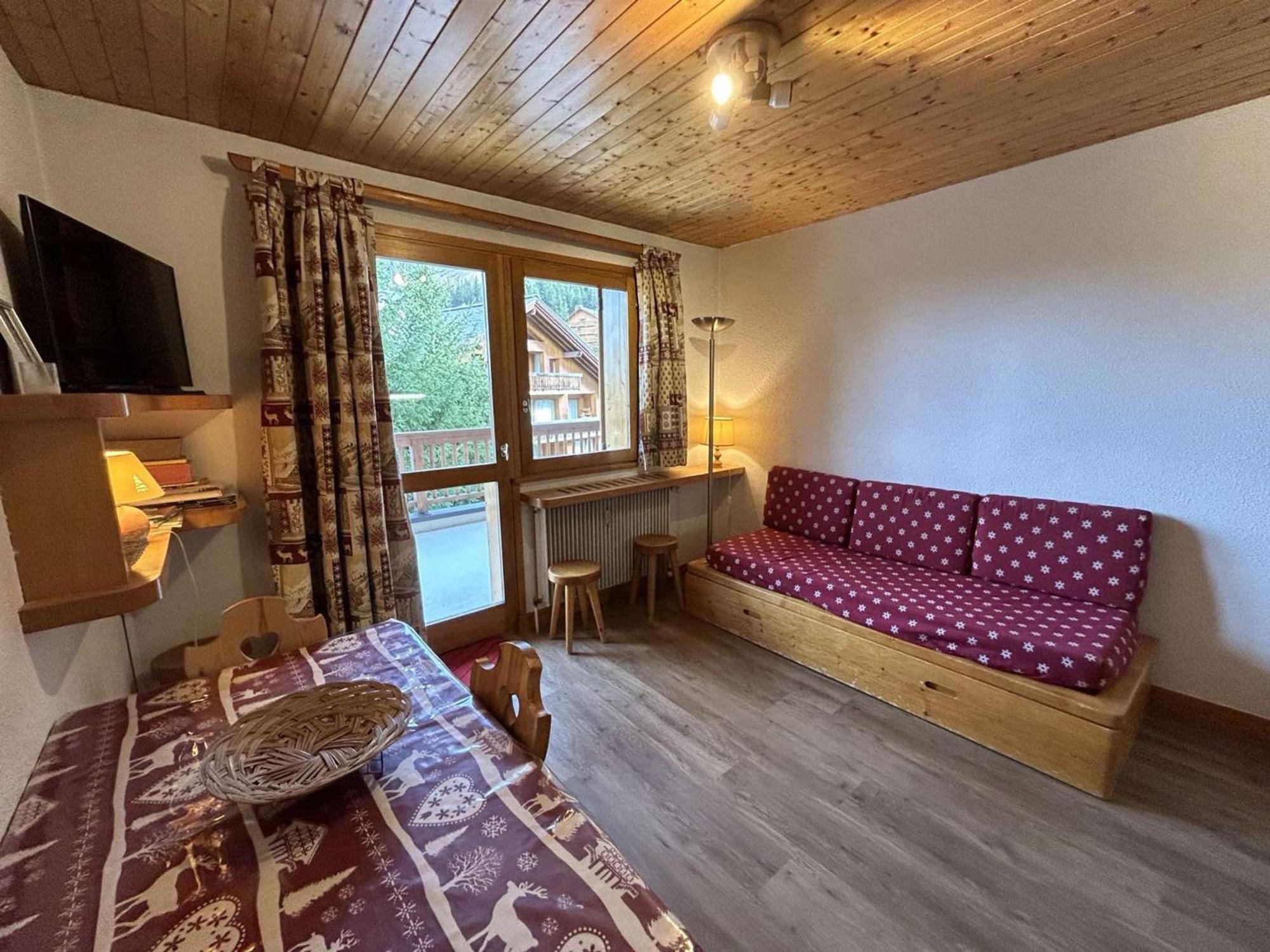 Studio 2/4 Pers, Acces Pistes Et Piscine, Proche Commerces, Meribel - Fr-1-180-297 Экстерьер фото