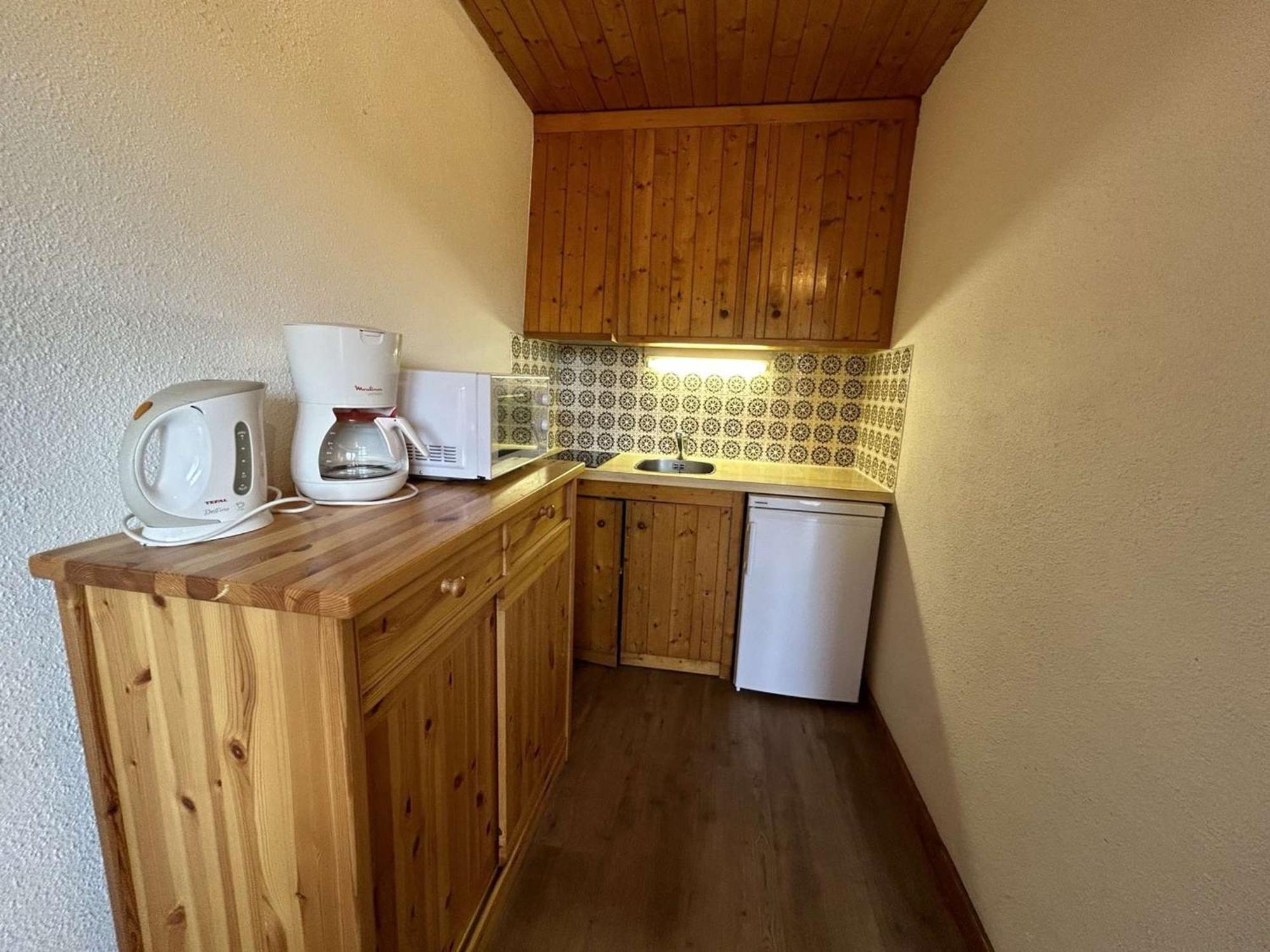 Studio 2/4 Pers, Acces Pistes Et Piscine, Proche Commerces, Meribel - Fr-1-180-297 Экстерьер фото